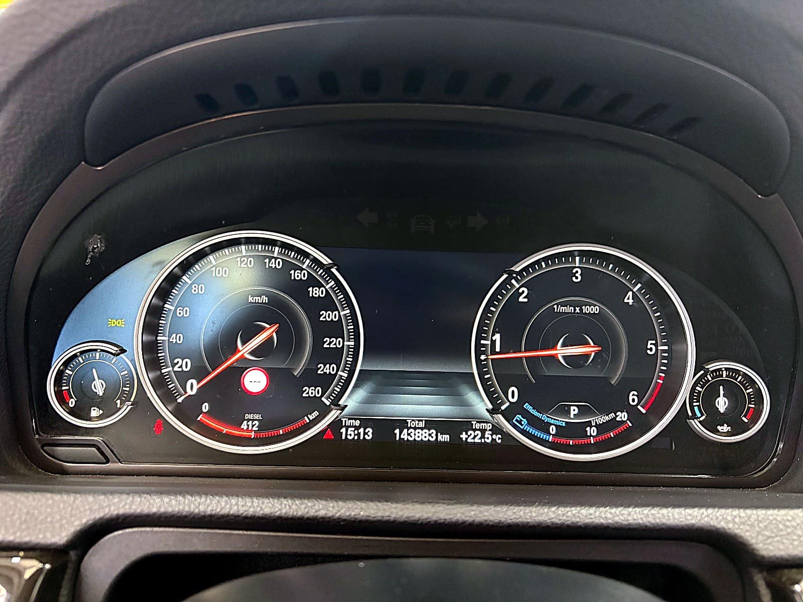 BMW 3시리즈 GT 계기판 143,883km