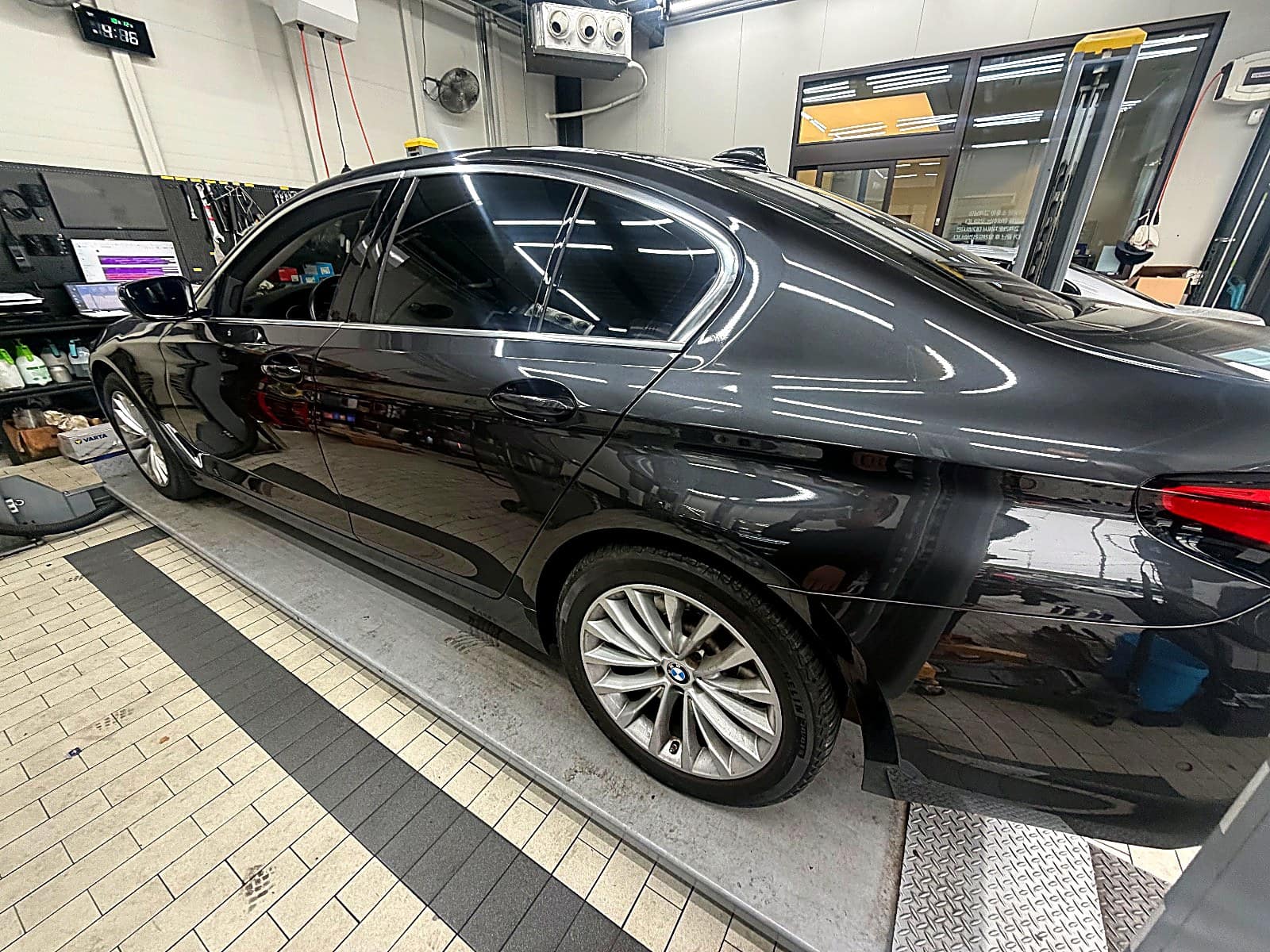 수완광산점에 입고된 BMW 520i G30