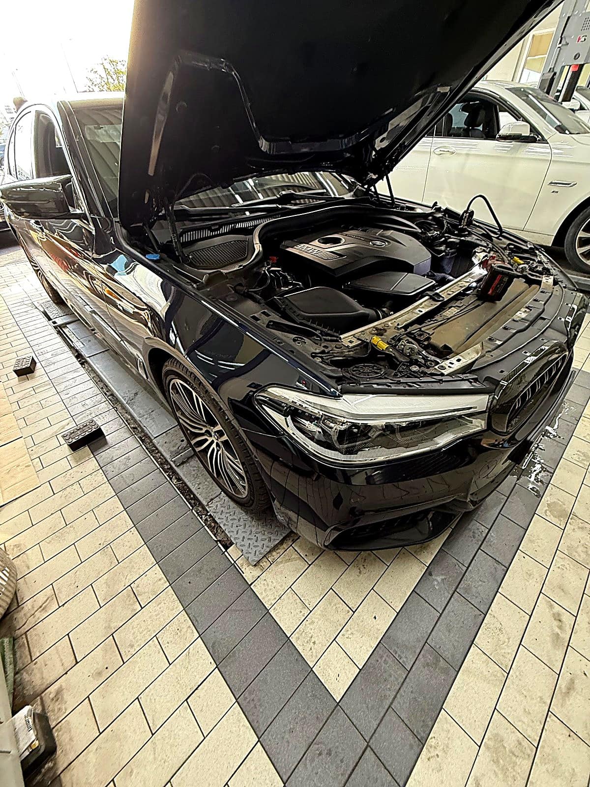 수완광산점에 입고된 BMW 5시리즈 G30