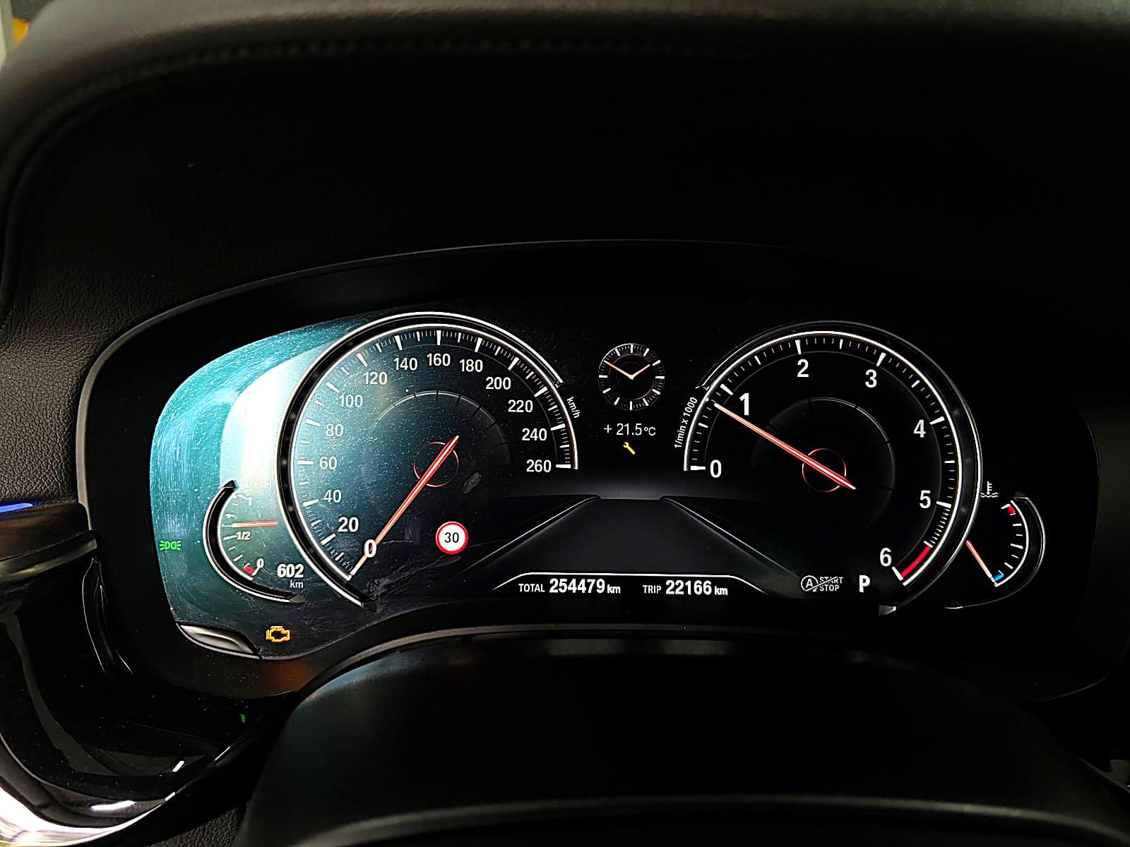 BMW 5시리즈 계기판 누적 254,479km