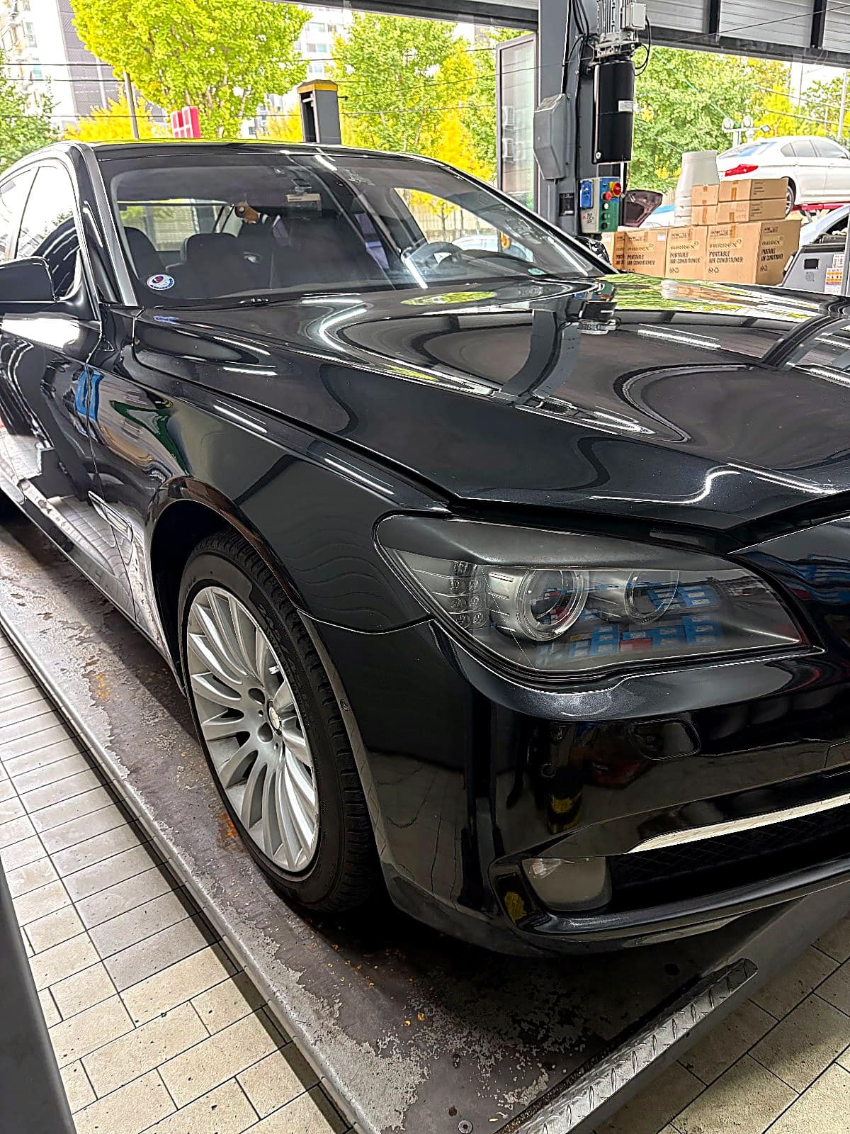BMW 750Li 옆모습