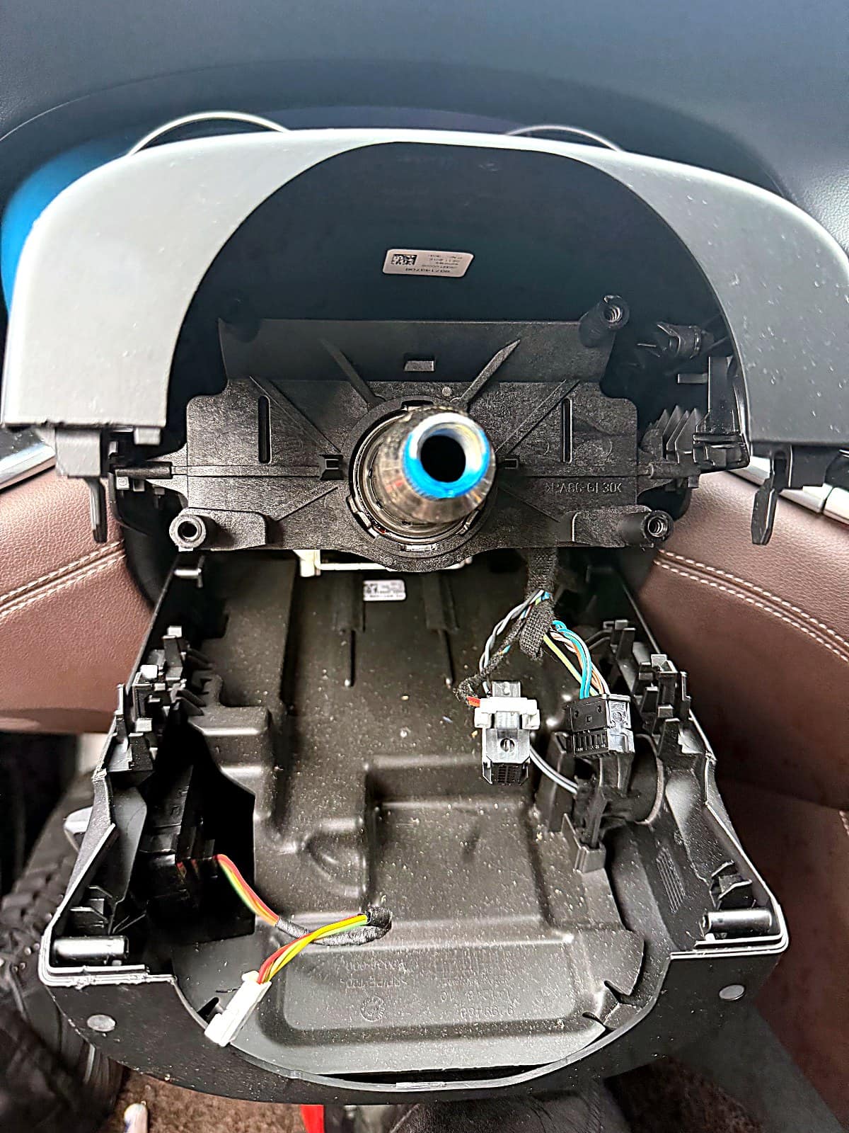 BMW 7시리즈 핸들 기둥 내부