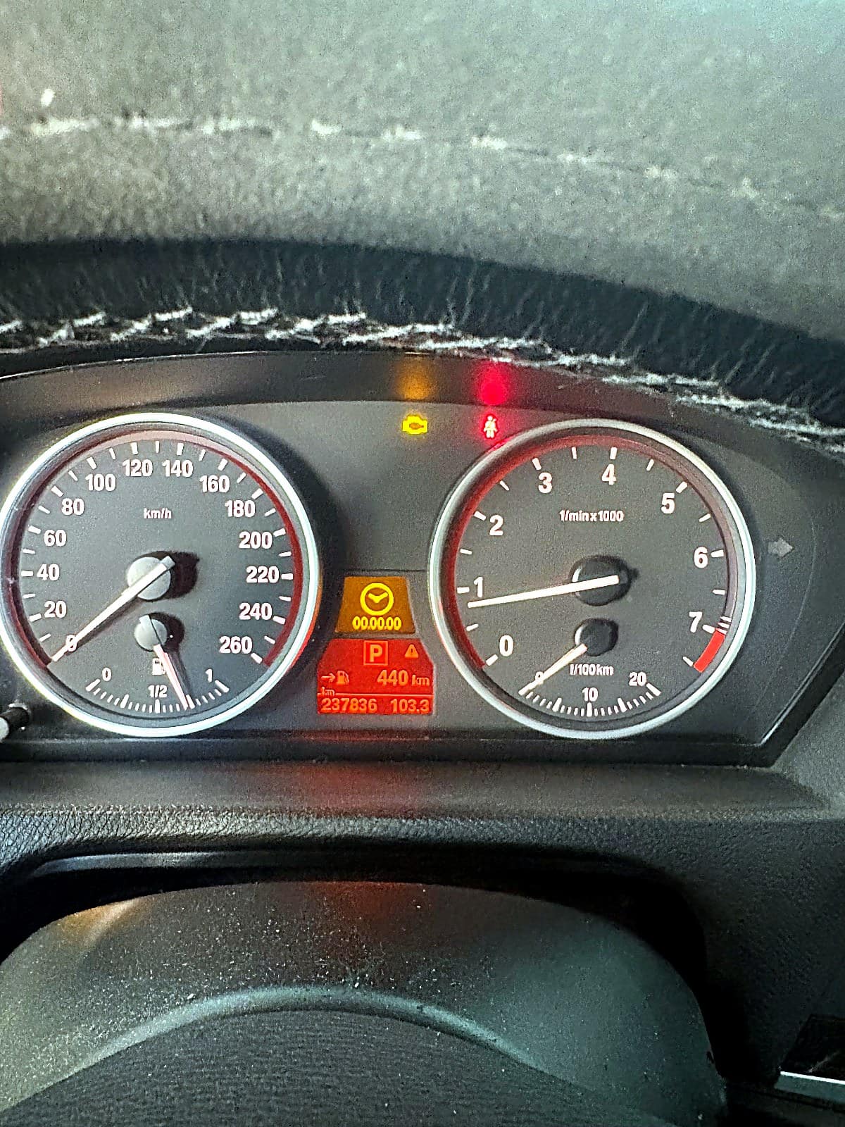 BMW X5 계기판 누적 237,836km 엔진경고등
