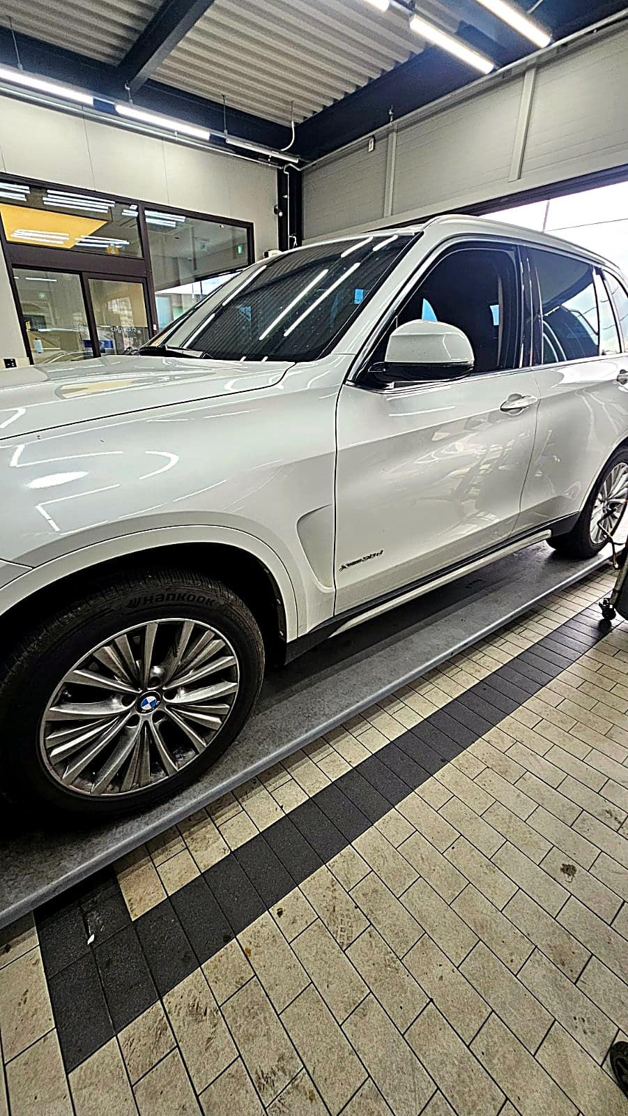 수완광산점에 입고된 BMW X5 F15