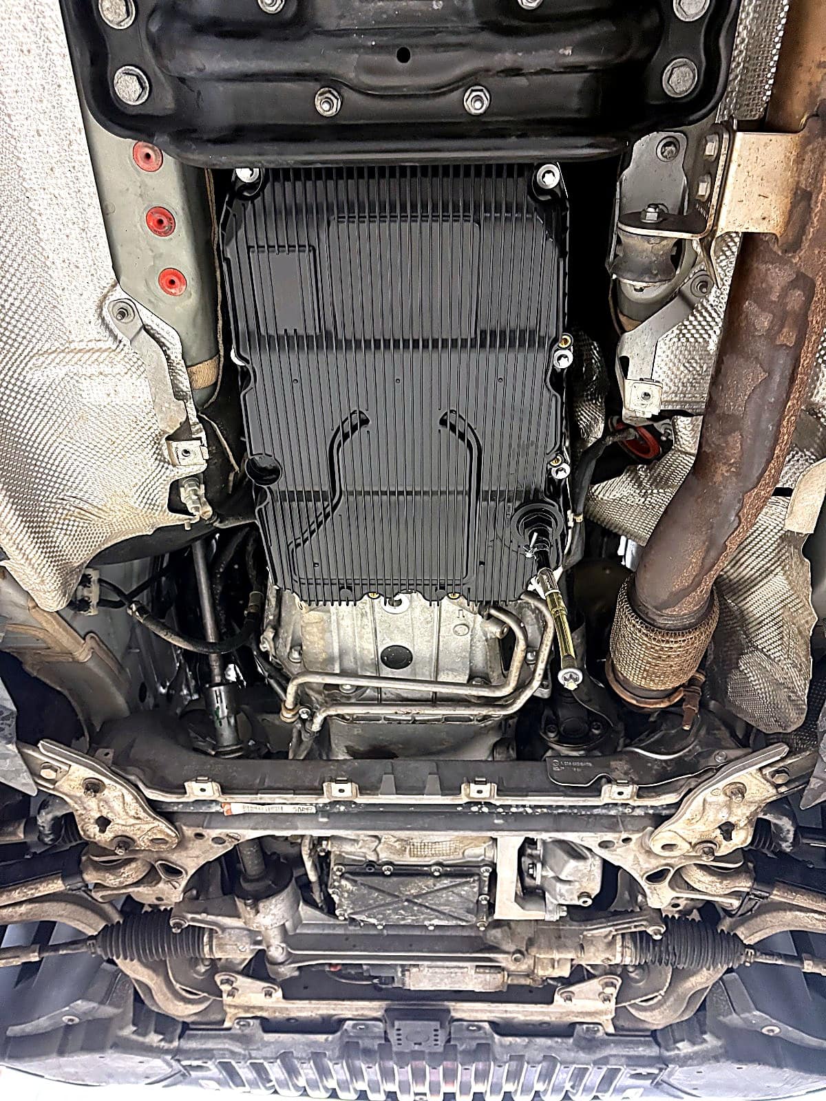 벤츠 E300 4Matic 미션 오일팬 장착 후