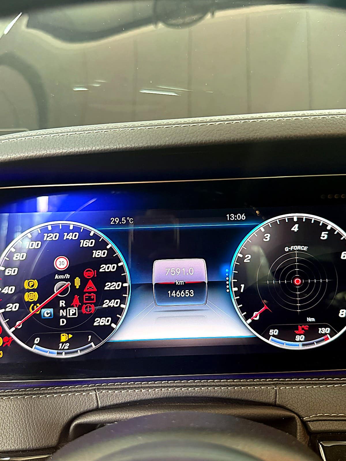벤츠 S클래스 계기판 누적 146,653km