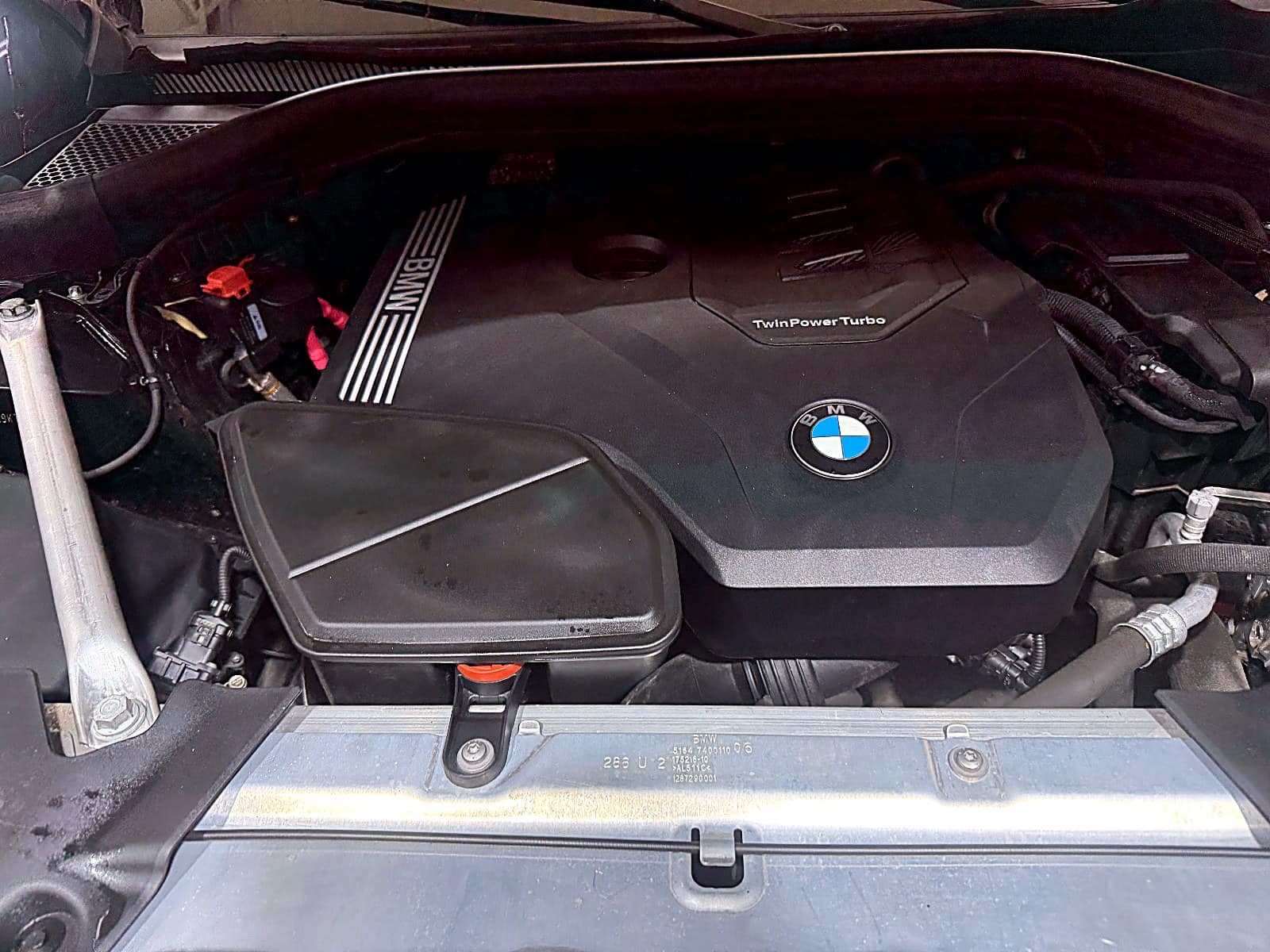 BMW X3 G01 엔진룸