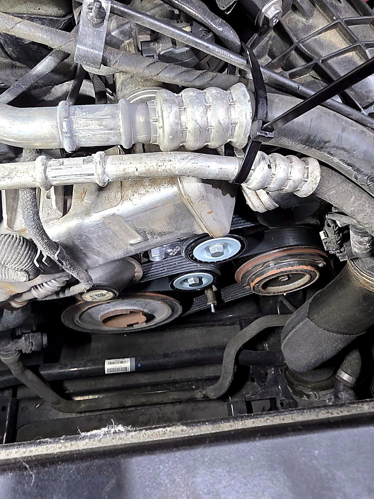BMW X5 새 겉벨트 장착
