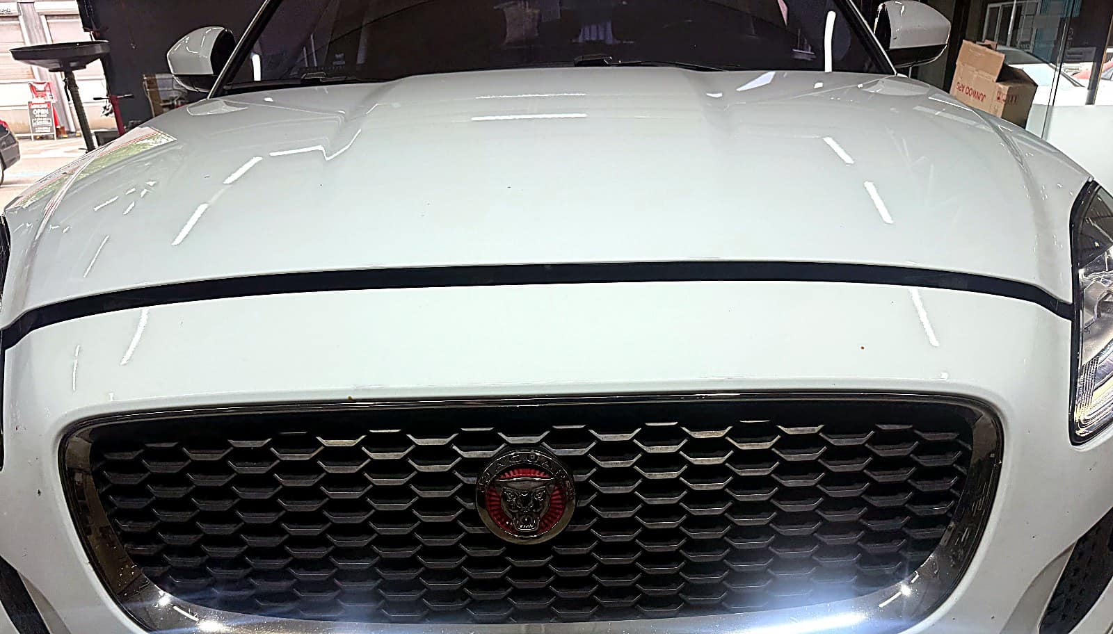 순천점에 입고된 재규어 E-PACE